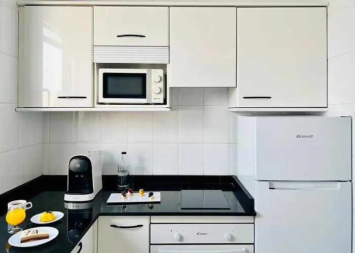 Canaryislandshost L Frontline Apartment *