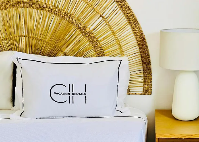 Canaryislandshost L Frontline * Puerto del Carmen (Lanzarote)